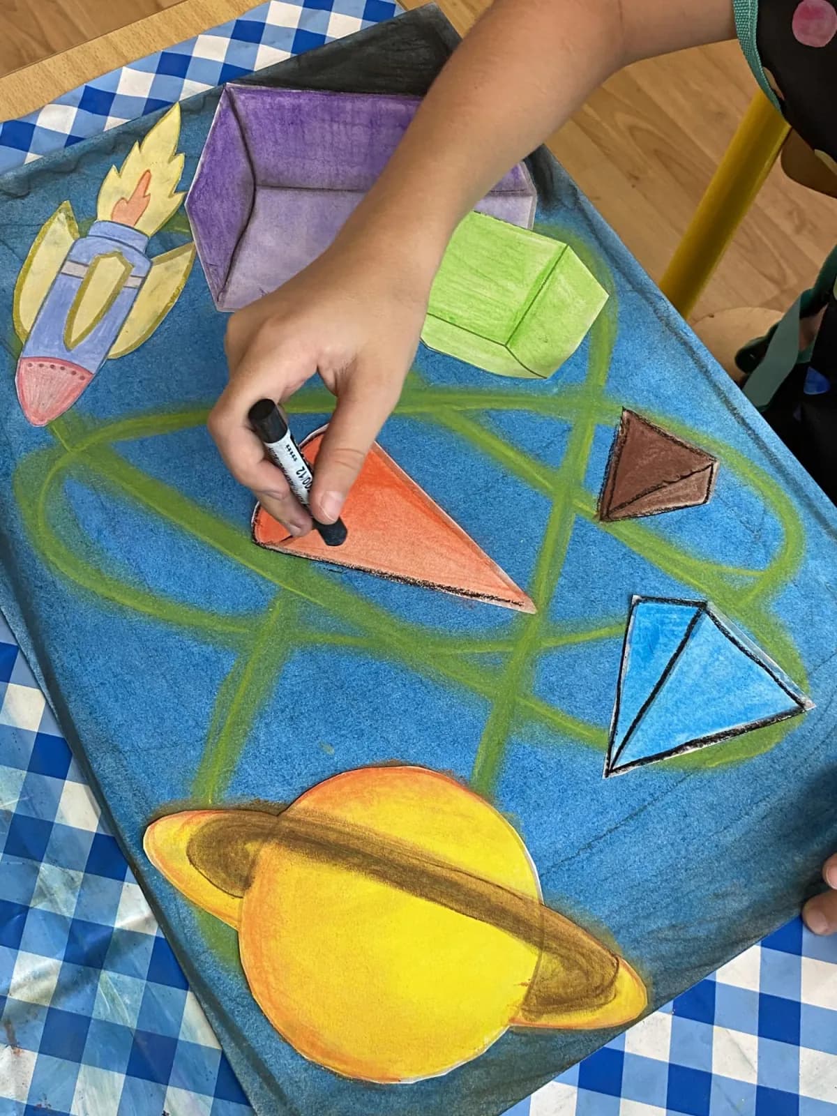 GEOMETRICKÁ TĚLESA - matematiku se můžeme učit i při výtvarce! – náhled 2